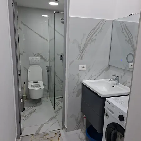 Elofira 2 * Durrës